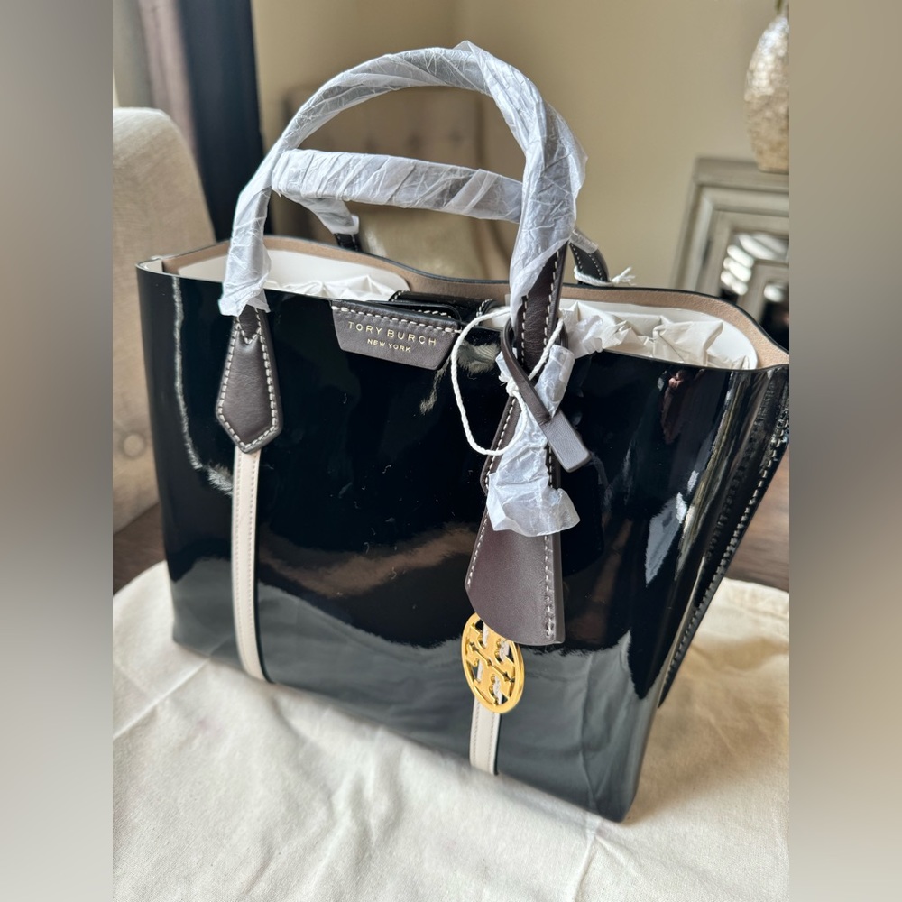 Brand New Authentic Tory Burch Patent Leather Small Shoulder Bag